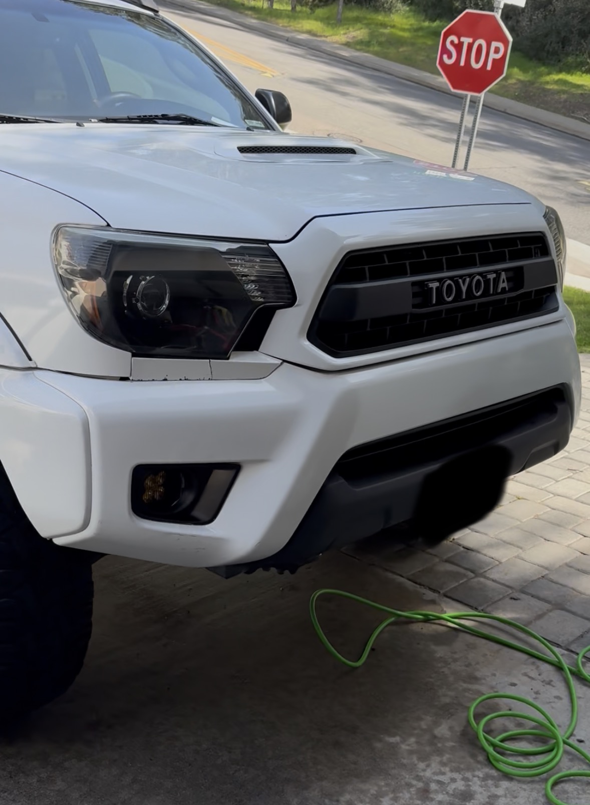Toyota Tacoma Exterior Detail — photo 8
